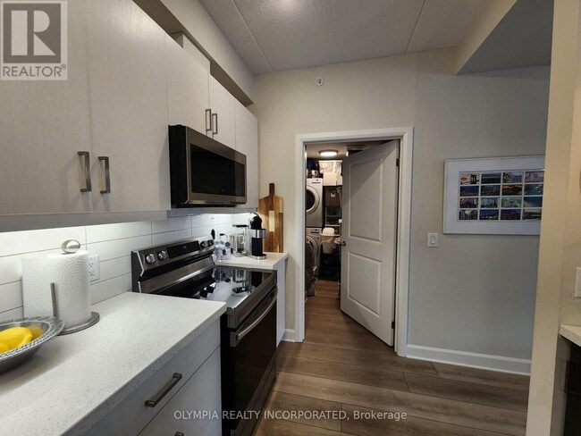 Building Photo - 5629 Swayze Dr