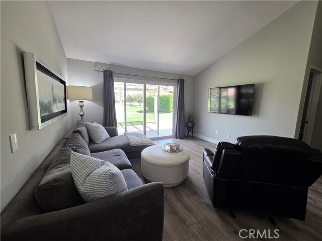 Foto del edificio - 44200 E Sundown Crest Dr