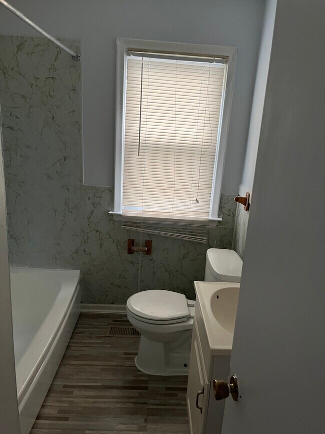 Foto del edificio - 26916 Andover St