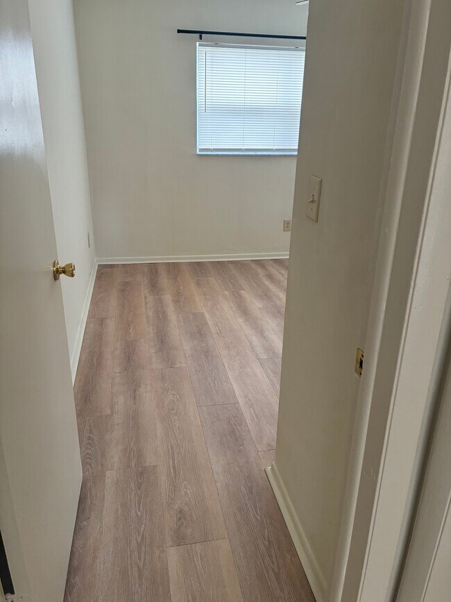 Foto del edificio - 2643 Kingswood Dr NE