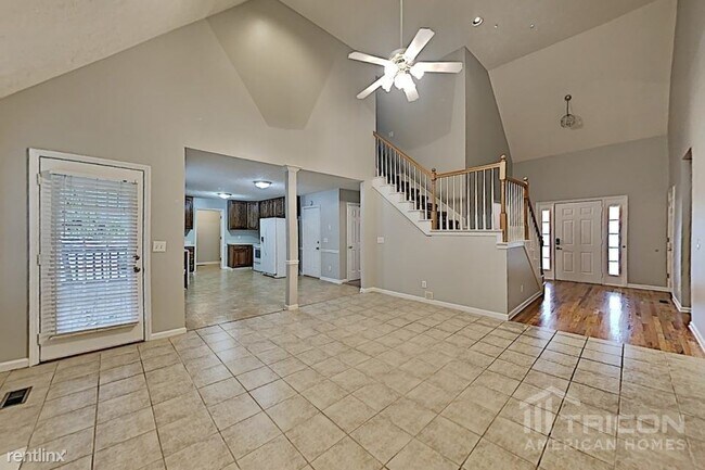 Building Photo - 1922 Turfland Dr