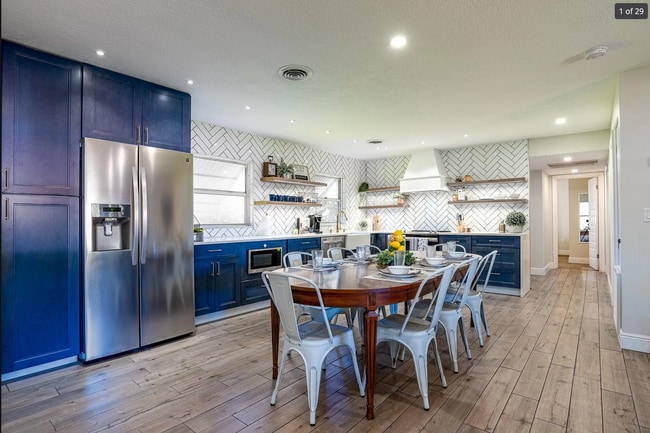 Building Photo - 4112 Dublin St