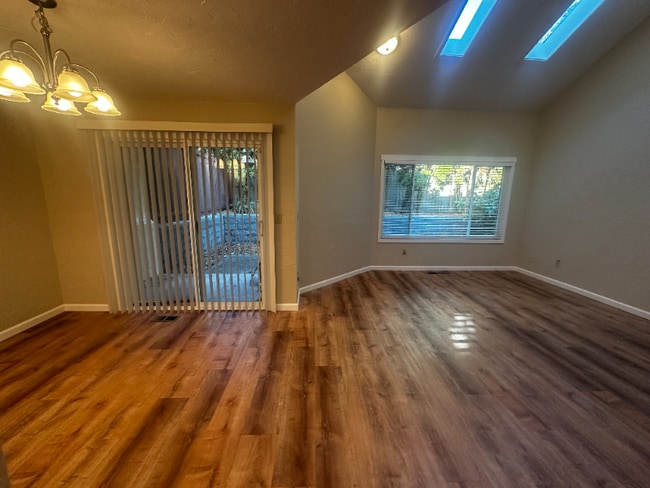 Building Photo - 3019 128th Ave SE