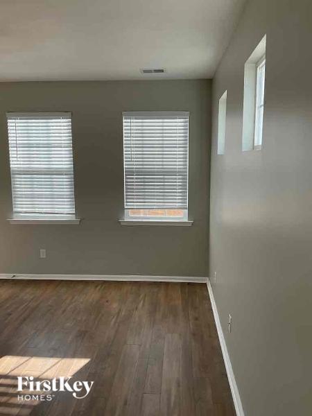 Foto del edificio - 189 Daniels Creek Cir