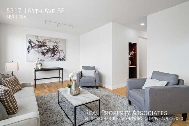 Foto del edificio - Lakemont View Townhome | 3 Bedroom + Bonus...