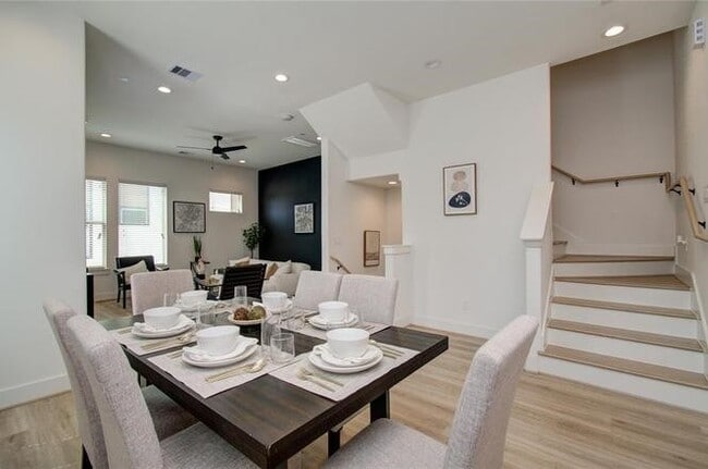 Building Photo - 2309 Eagle St