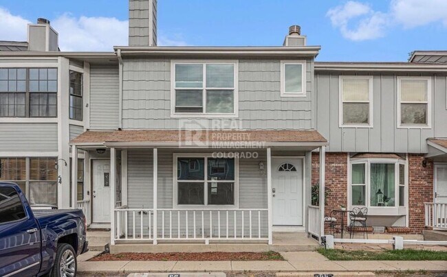 Foto del edificio - 8156 Washington St