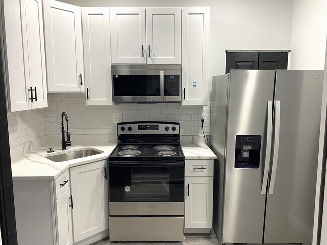 Photo - 837 N Fulton Ave Apartment