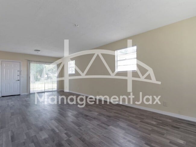 Foto del edificio - 2604 Van Gundy Rd