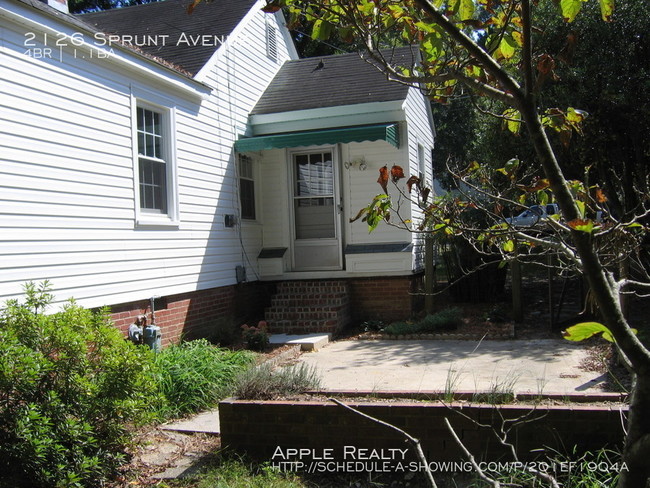 Building Photo - 2126 Sprunt Ave - Available mid-July!