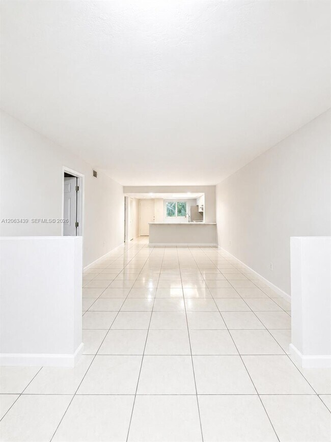 Building Photo - 106 Palm Beach Trace Dr