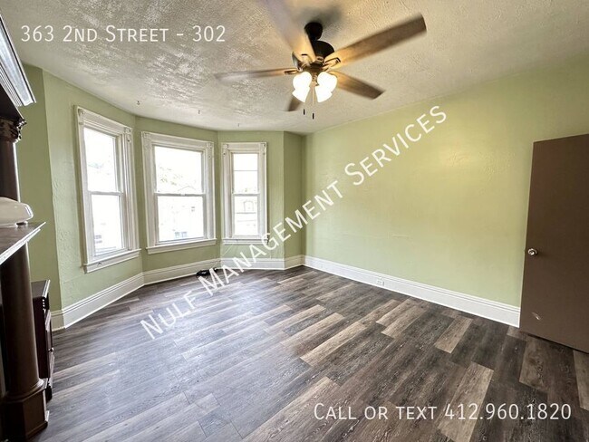 Building Photo - Efficient 2bed, 1 bath apartment near Pitc...