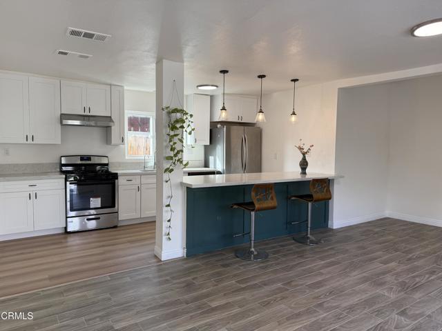 Foto del edificio - 1552 Atchison St