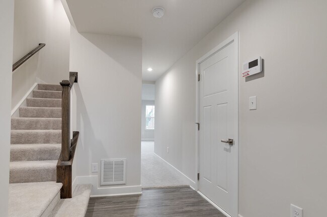 Building Photo - New Luxury Townhome Available in Belle Heights! ***Available Early July 2026***