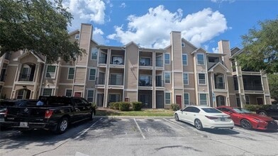 Building Photo - 2000 Erving Cir