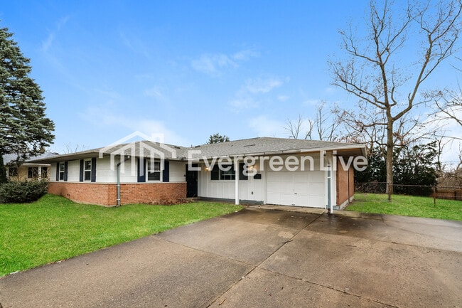 Building Photo - 6660 Celestine St