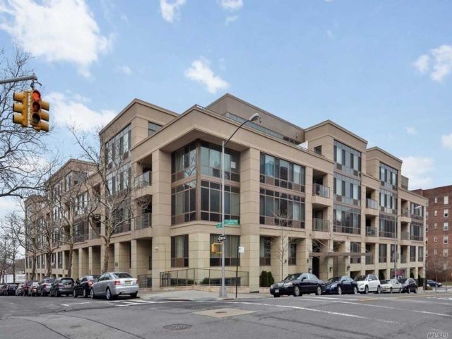 Foto principal - 112-03 Queens Blvd