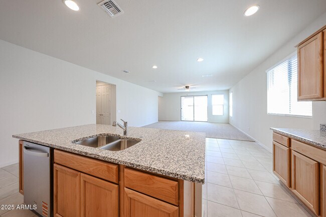 Building Photo - 25333 N 172nd Dr
