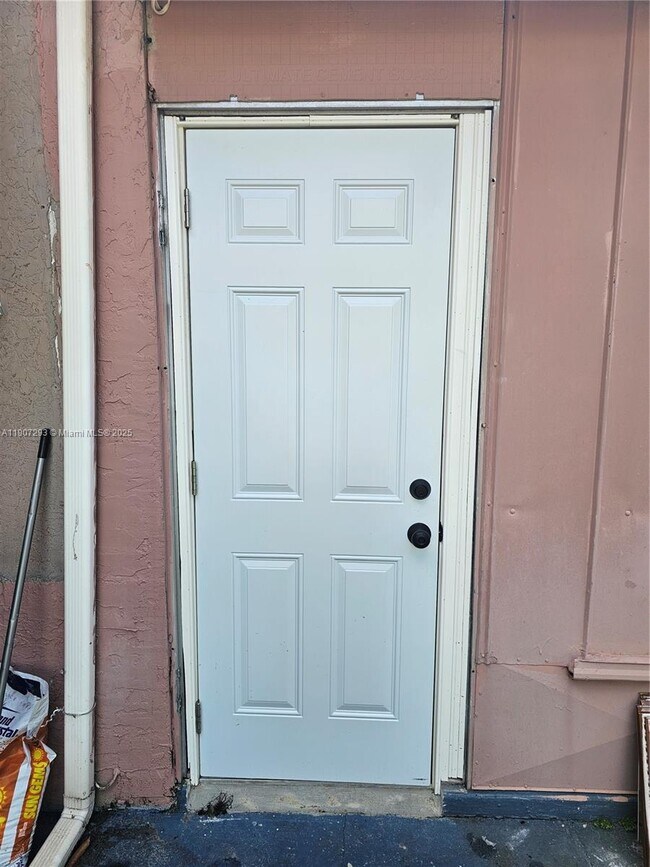 Foto del edificio - 7731 Indigo St