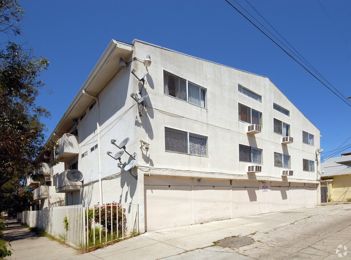 Foto del edificio - 1154 S Magnolia Ave