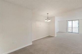 Building Photo - 1020 15th St