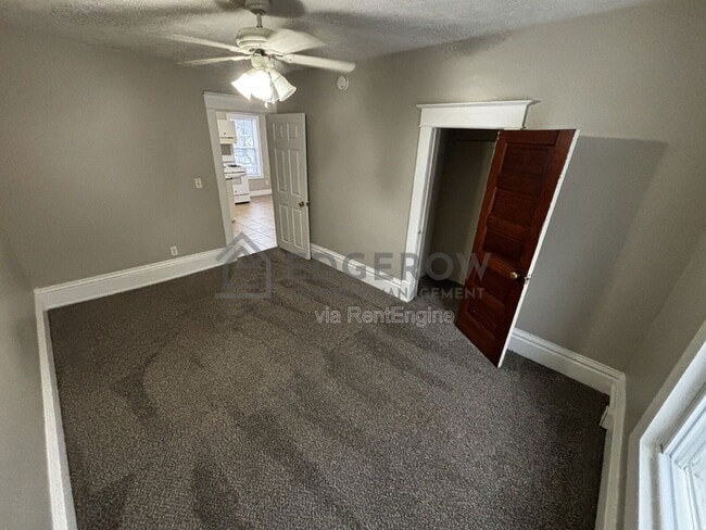 Foto del edificio - 742 Mc Reynolds Ave NW