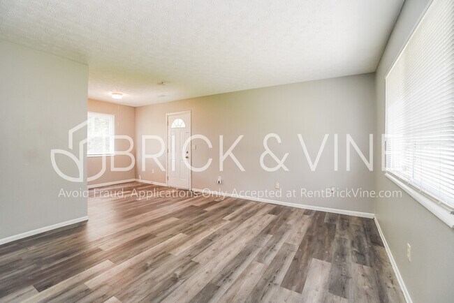 Building Photo - 5407 Centner Ln