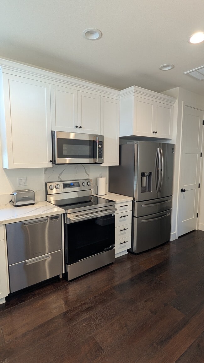 Foto del edificio - 1604 Winding Creek Way