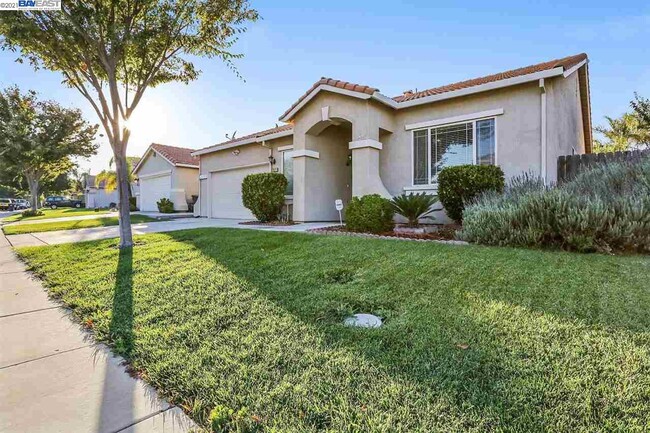 Building Photo - 2517 Marie Antonette Ln