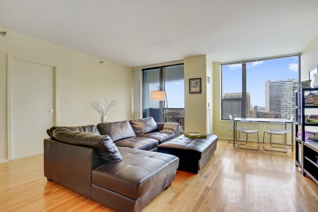 Foto del edificio - 501 N Clinton St