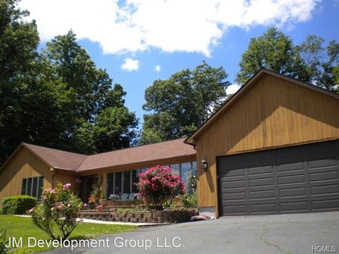 Primary Photo - 3 br, 3.5 bath House - 3009 Route 9W