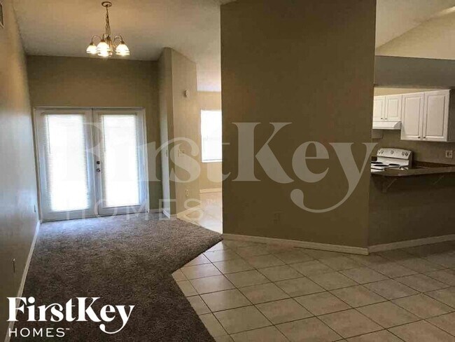 Foto del edificio - 4718 Westwind Dr