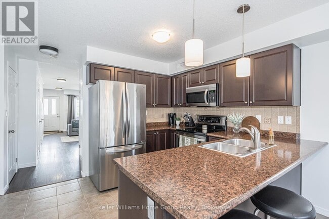 Building Photo - 35 Mountford Dr