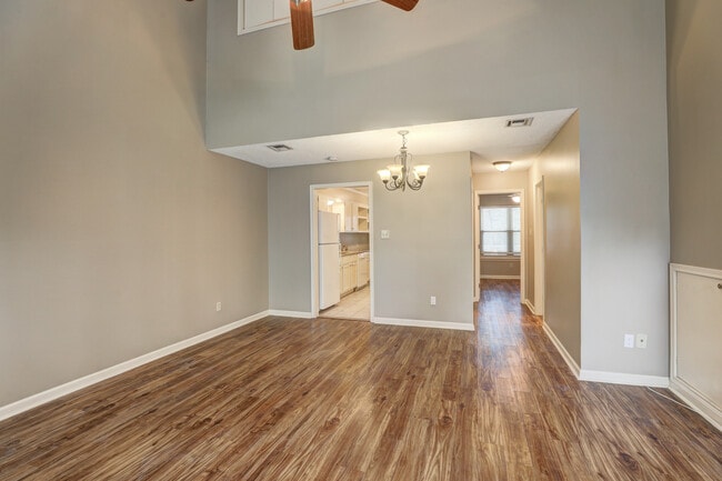 Building Photo - 202 Long Plantation Blvd