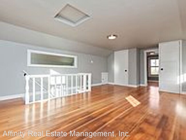 Building Photo - 2 br, 2 bath House - 2517 S 15th St