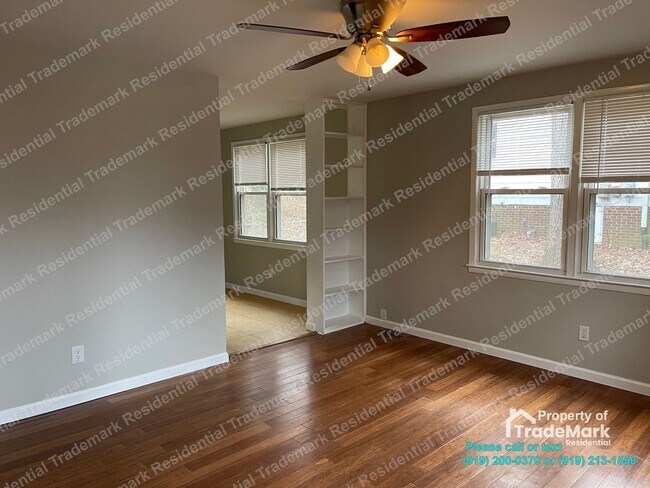 Building Photo - Charming 3-Bedroom Home in a Quiet Area!