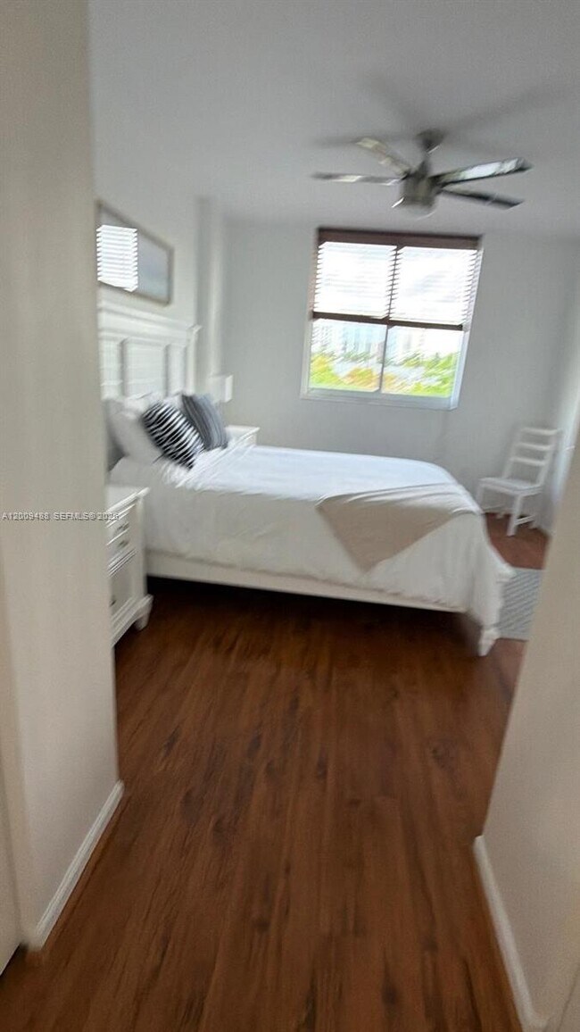 Building Photo - 18800 NE 29th Ave