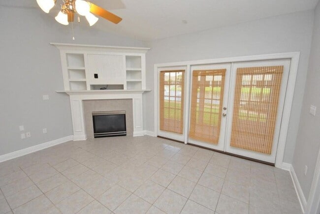 Foto del edificio - Darling 3B/2B Diamond Cove Townhome overlo...