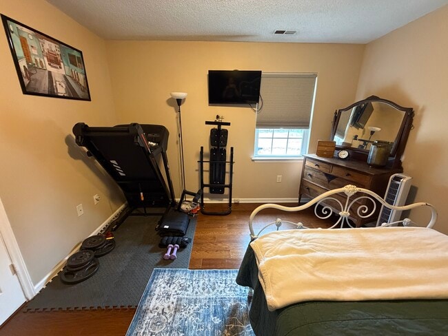 Building Photo - 8731 Stoneface Rd