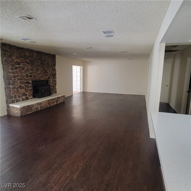 Foto del edificio - 6761 Holmby Ave