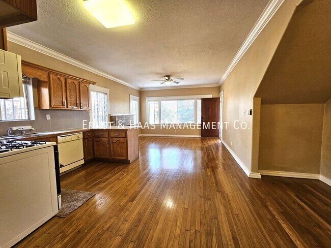 Building Photo - 107 Belmont Ave