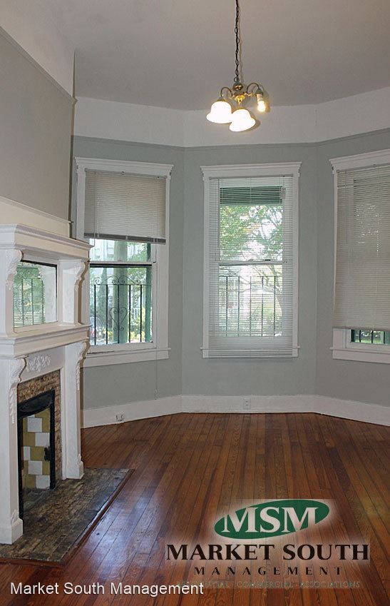 Building Photo - 2 br, 1 bath House - 407 E. Bolton Street