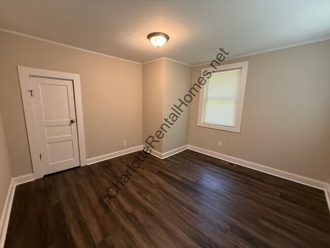 Foto del edificio - 2250 Gastonia Hwy