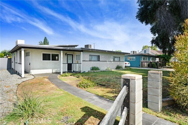Foto principal - 3008 N Arrowhead Ave