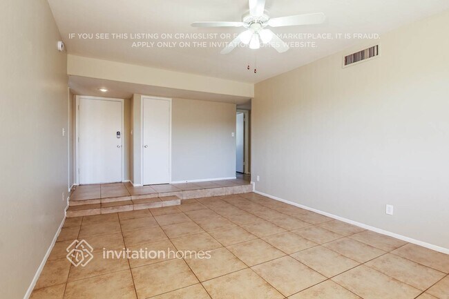 Foto del edificio - 6207 W Britton Ave