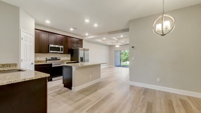 Building Photo - 8544 Magnificent Ln