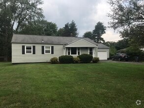 Building Photo - 5028 Lake Vista Dr