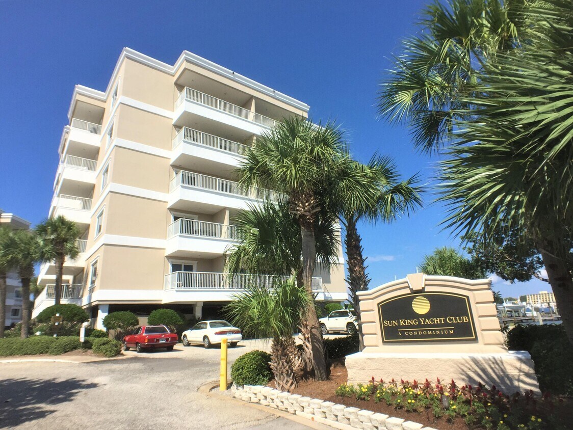 195 Durango Rd Unit 2D, Destin, FL 32541 Condo for Rent in Destin, FL