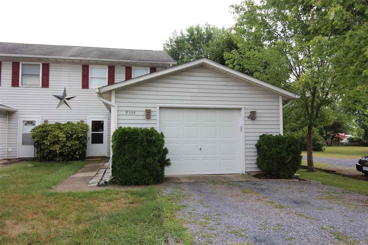 Primary Photo - 9334 John Sevier Rd