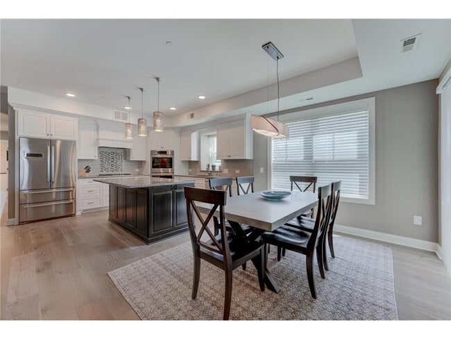 Building Photo - 15420 Oakcroft Pl